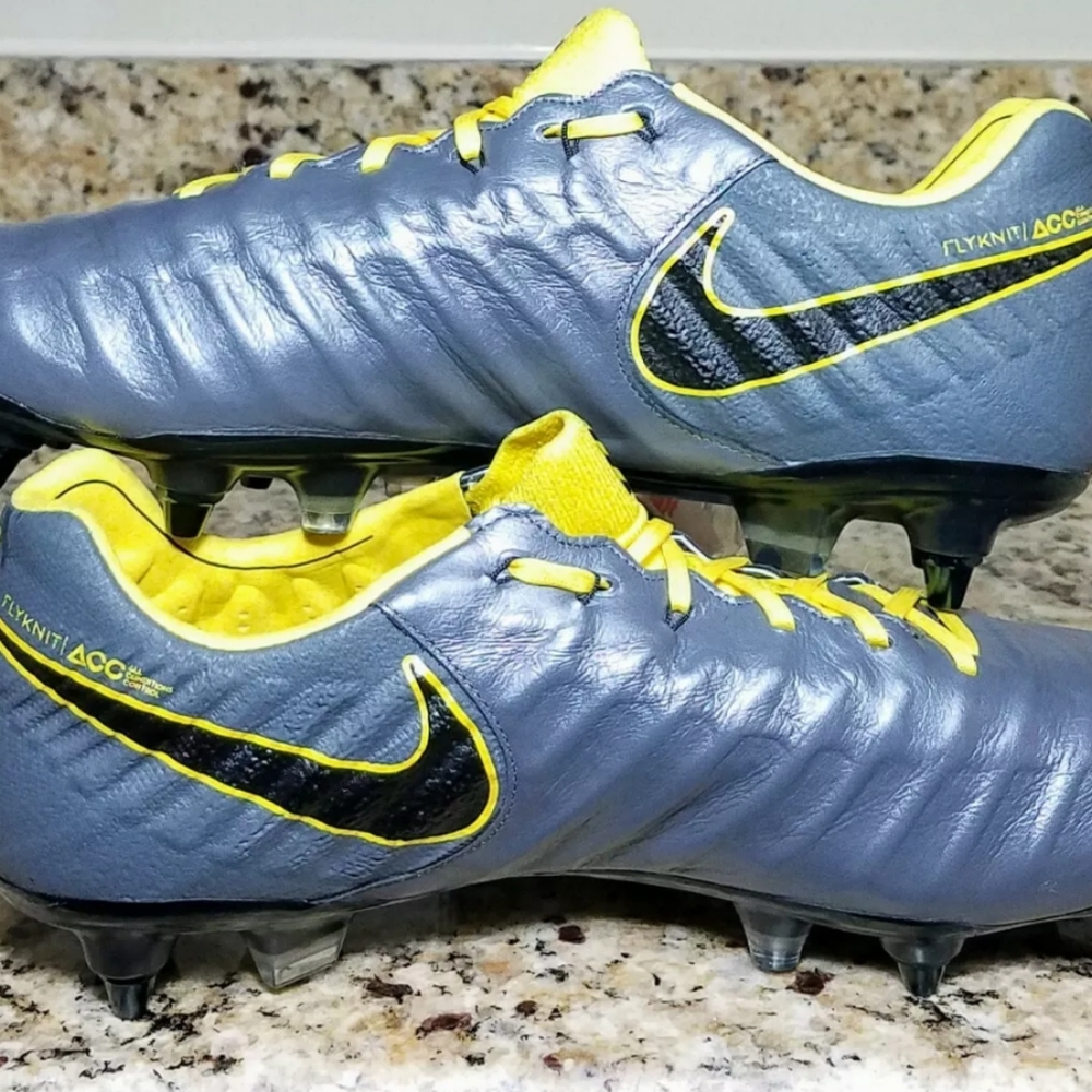 Nike Legend 7 Elite SG PRO ACC cleats